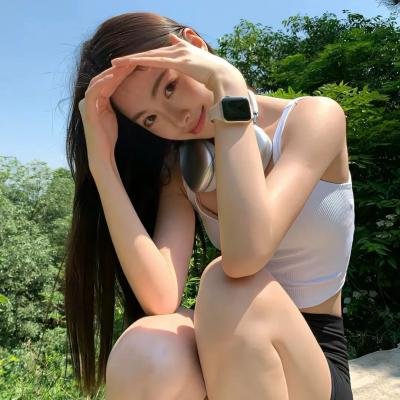 鱼跃在花见